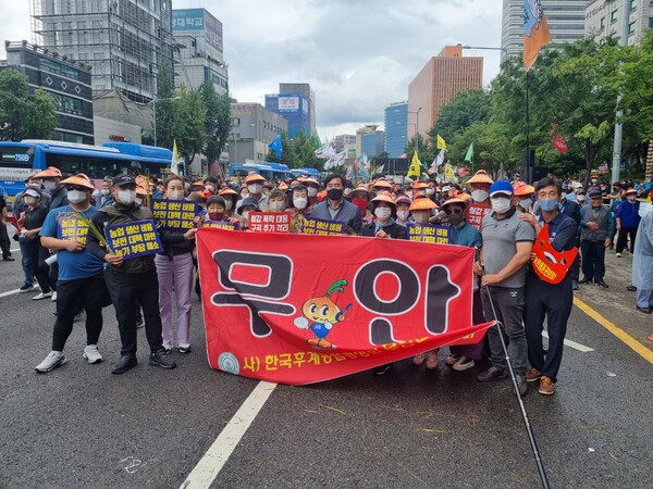 무안 농민들 ”쌀값 폭락에 특단책 마련해야“